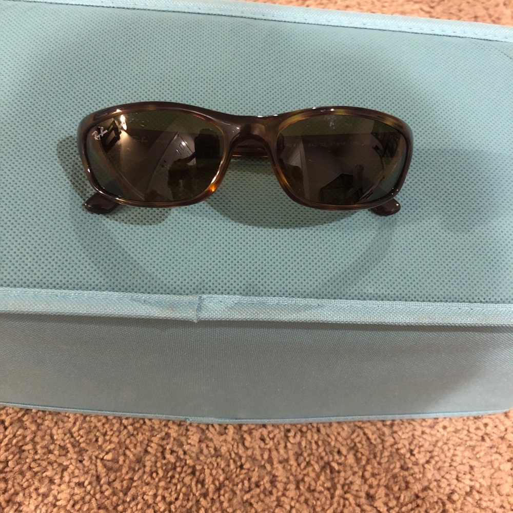 GUC: : Ray-Ban Tortoise Shell Sunglasses